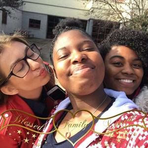 Meet your Posher, Aries